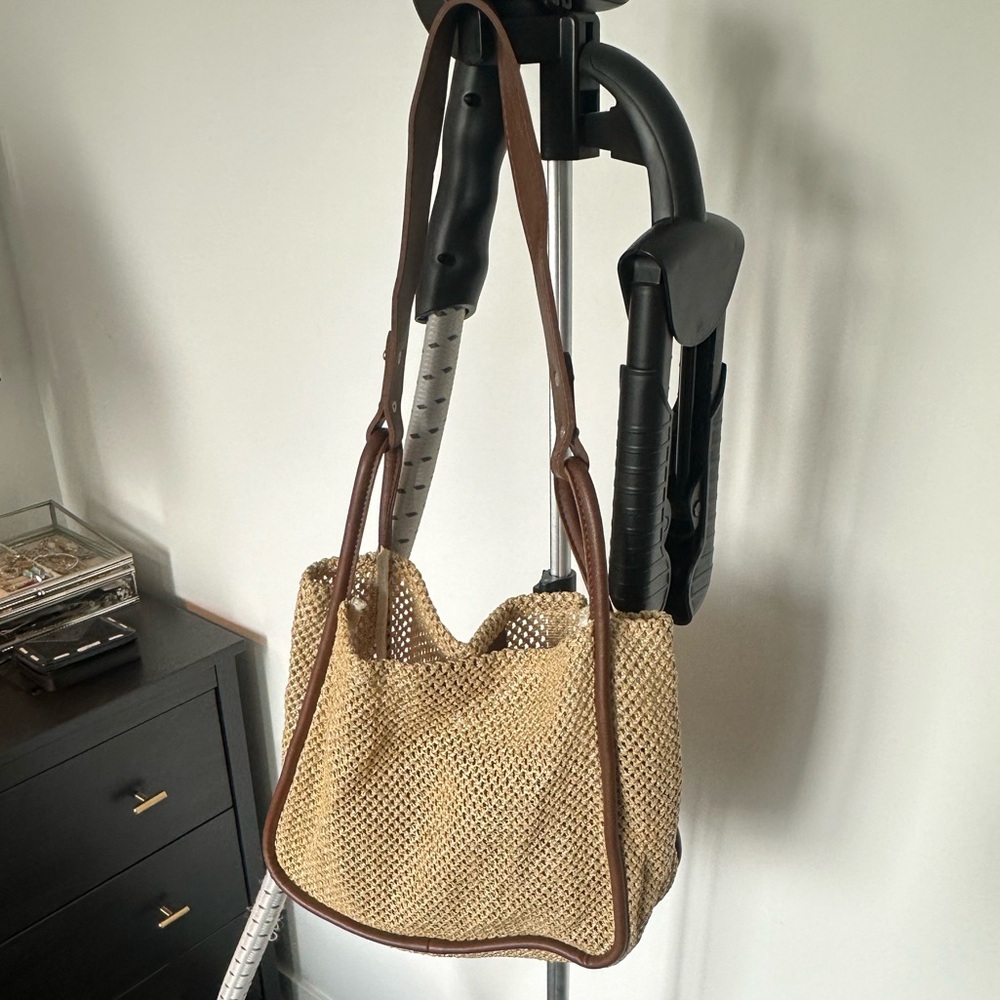 Straw tote